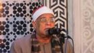 أتى بحركات لا تليق بقدسية القرآن.. الإذاعة المصرية توقف القارئ محمد السلكاوي