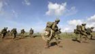 "خطأ تقني" أم "اختراق"؟.. إسرائيل تحقق في استدعاء آلاف الجنود