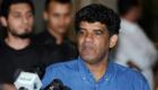 في اللحظات الأخيرة.. تقرير: ليبيا أوقفت تسليم "رجل القذافي" لواشنطن