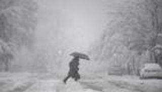 عيد الميلاد "الأكثر برودة" منذ عقود.. عاصفة شتوية قاتلة تجتاح أمريكا