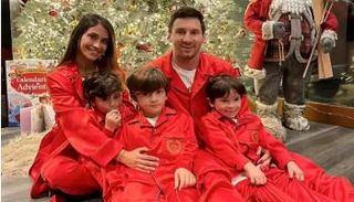 ليونيل ميسي مع زوجته