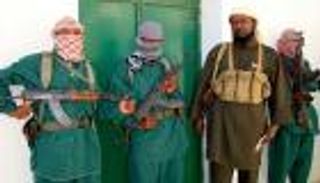 بعد 8 سنوات.. "الشباب" بالصومال تفرج عن 14 صيادا إيرانيا