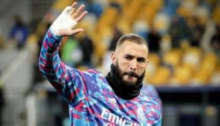 كريم بنزيما مهاجم ريال مدريد