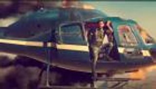 تفاصيل إعلان محمد صلاح الجديد.. يمشي في البر والبحر والجو (فيديو)