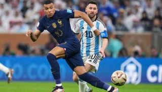 ليونيل ميسي وكليان مبابي