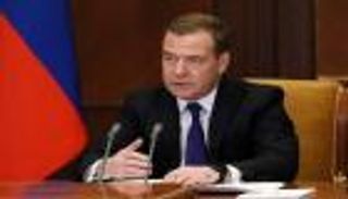 روسيا: العالم على شفا حرب عالمية ثالثة أو كارثة نووية