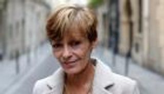 وفاة الروائية الفرنسية فرنسواز بوردان عن 70 عاما