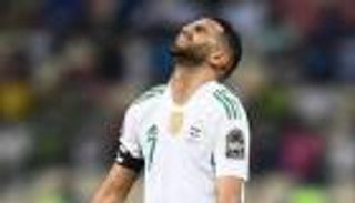 بعد عودته للتألق مع السيتي.. هل نسي رياض محرز صدمة منتخب الجزائر؟