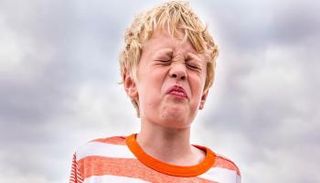 ابتلاع بطارية الساعة يهدد صحة الطفل - أرشيفية