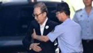 عفو رئاسي عن رئيس كوريا الجنوبية الأسبق في "رشوة سامسونغ"