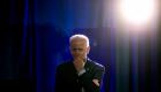 صداع بايدن و"ورطة" أوكرانيا و"قنبلة" إيران.. أبرز التوقعات في 2023