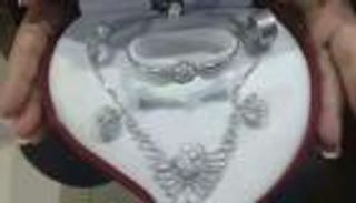 "الشبكة الفضة" في مصر.. فخ أم تحرر من قبضة الذهب