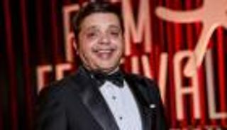 محمد هنيدي: "سوبر هنيدي" في فيلم سينمائي.. وجزء ثان من "همام في أمستردام"