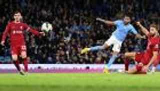 جوارديولا يكافئ محرز.. تشكيل مانشستر سيتي ضد ليدز يونايتد