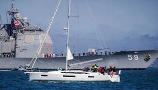 سفينة حربية أمريكية