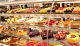 احتفالات رأس السنة.. تونس تتزين لـ"سهرة ريفيّون"