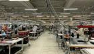 موظف من أوكرانيا.. قصة "صادمة" في مصنع فرنسي