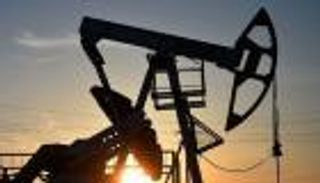 من جائحة إلى حرب.. كيف يودع النفط عام 2022 المضطرب؟