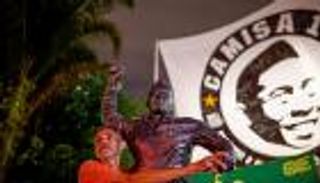 البرازيل تلبس الحزن على رحيل بيليه.. رؤساء العالم ينعون "الجوهرة السوداء"