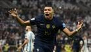 كم هدفا سجله كيليان مبابي في 2022؟.. القدم الذهبية