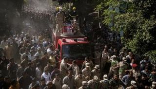 جنازة لأحد الجنود الذين قتلوا على يد إرهابيين في مصر - أرشيفية