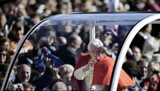 البابا الراحل بنديكتوس السادس عشر 