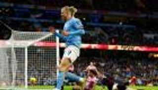 هدف و3 أرقام.. هالاند "المصاب" يزلزل عرش أساطير الدوري الإنجليزي