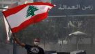 "مطبات بطريق انتخاب الرئيس".. تحرك عربي- فرنسي لحل أزمة لبنان