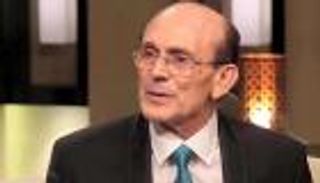 محمد صبحي يتحدث عن مسلسل "رجل غني فقير جدا": المال لا يرفع قيمة الجاهل