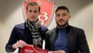 متى يظهر يوسف بلايلي لأول مرة مع بريست؟