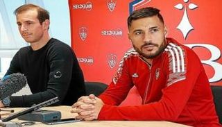 يوسف بلايلي لاعب استاد بريست الجديد