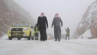 ثلوج على إحدى مناطق السعودية