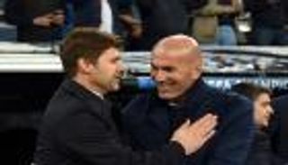 ما موقف زيدان؟.. باريس سان جيرمان يبلغ بوكيتينو بموعد إقالته