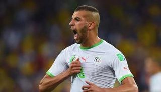 إسلام سليماني مهاجم منتخب الجزائر