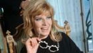 صوفيا لورين تودّع "أيقونة العصر الذهبي للسينما الإيطالية"