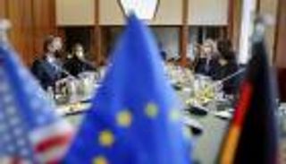 الأزمة الأوكرانية.. هل تعزف برلين على وتر نشاز في "أوركسترا الغرب"