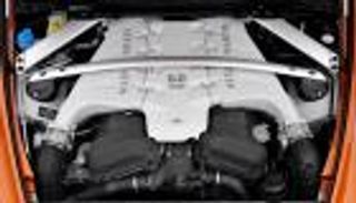 أستون مارتن تتمسك بمحركات V12 حتى 2026.. ماذا يحدث بعدها؟