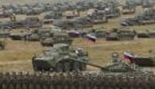 "تزيد التوتر".. روسيا تحذر من نقل قوات أمريكية إضافية لأوروبا