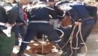 أنقذوا ريان.. حملة مغربية لانتشال طفل سقط في بئر عمقها 60 مترا