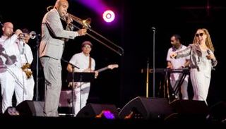 خوسيه رامون وفرقته في إكسبو دبي