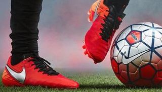 كرة القدم 