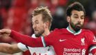 هداف الدوري الإنجليزي.. هاري كين يتغزل في محمد صلاح