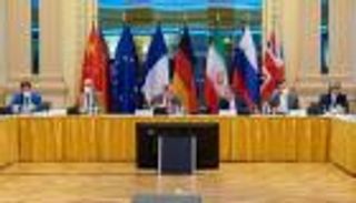 واشنطن تعلق على تخفيف العقوبات ضد إيران: "ليس تفاهما بشأن النووي"