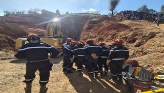 جانب من عمليات إنقاذ الطفل المغربي ريان