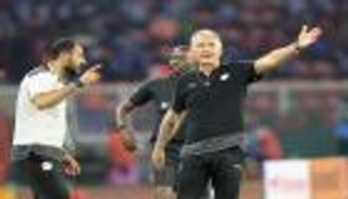 نهائي كأس أمم أفريقيا.. "حظر تجول" لكيروش في مباراة مصر والسنغال