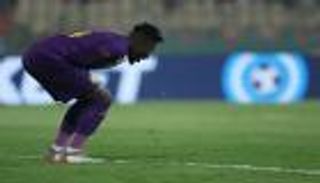 كأس أمم أفريقيا.. خطأ غريب يورط الكاميرون في هدف تاريخي (فيديو)