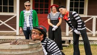 مشهد من فيلم "أحمق للأبد"