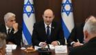 الضوء الأخضر الأمريكي لإسرائيل بشأن إيران.. ماذا يعني؟