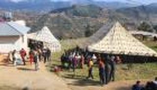 جنازة ريان.. المشيعون بانتظار وصول الجثمان للصلاة عليه