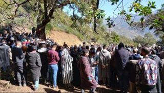 مشاركون في تشييع الطفل ريان